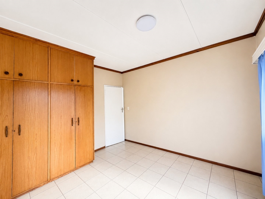 4 Bedroom Property for Sale in Pellissier Free State